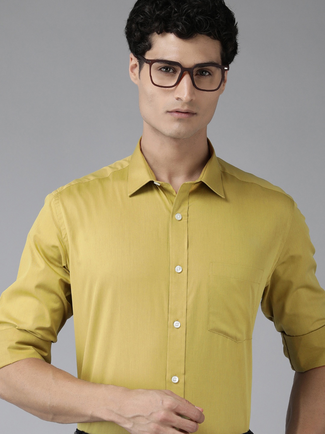 

Park Avenue Men Pure Cotton Cutaway Collar Formal Shirt, Olive
