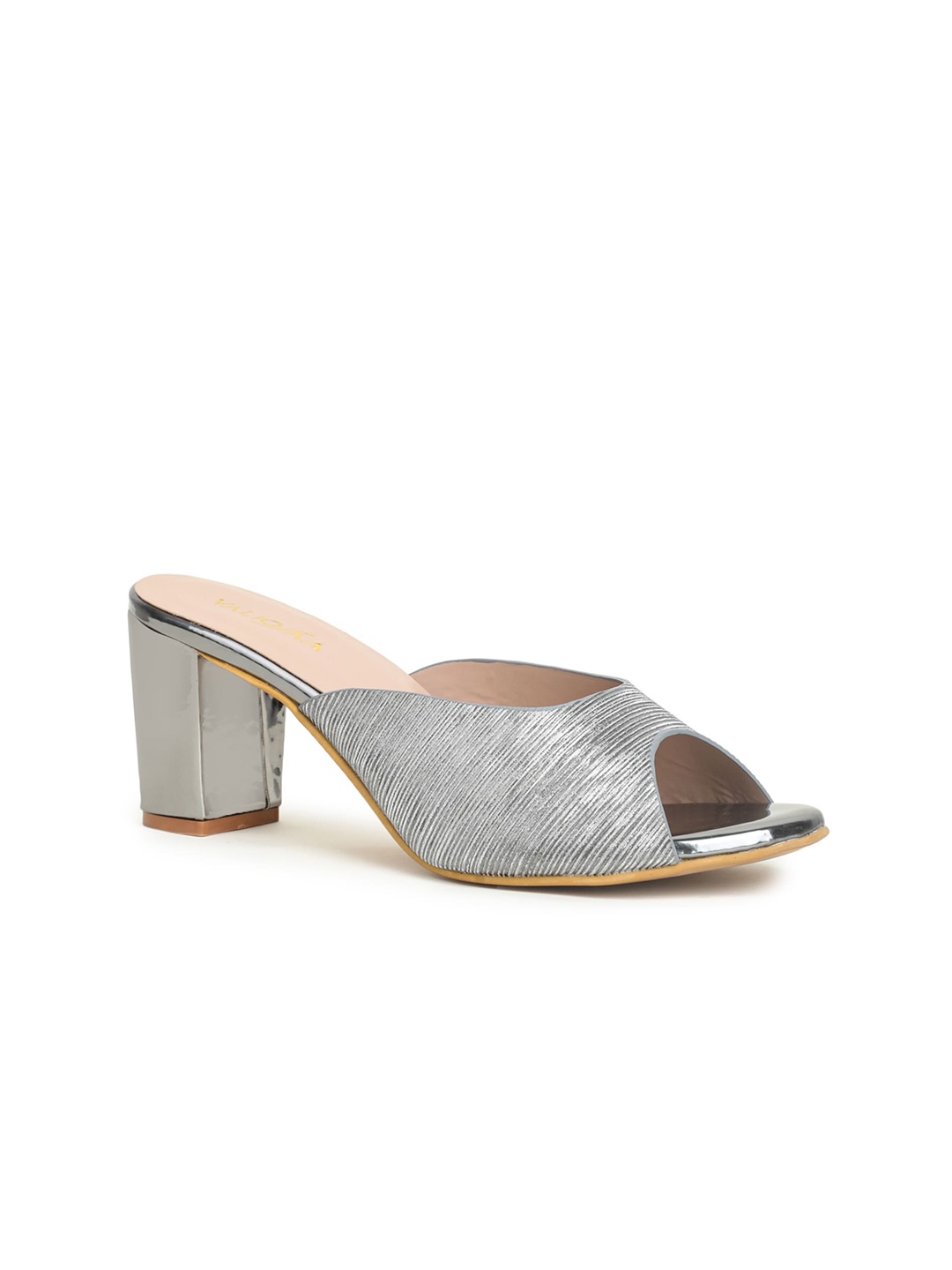 

VALIOSAA Textured Block Peep Toes Heels, Metallic