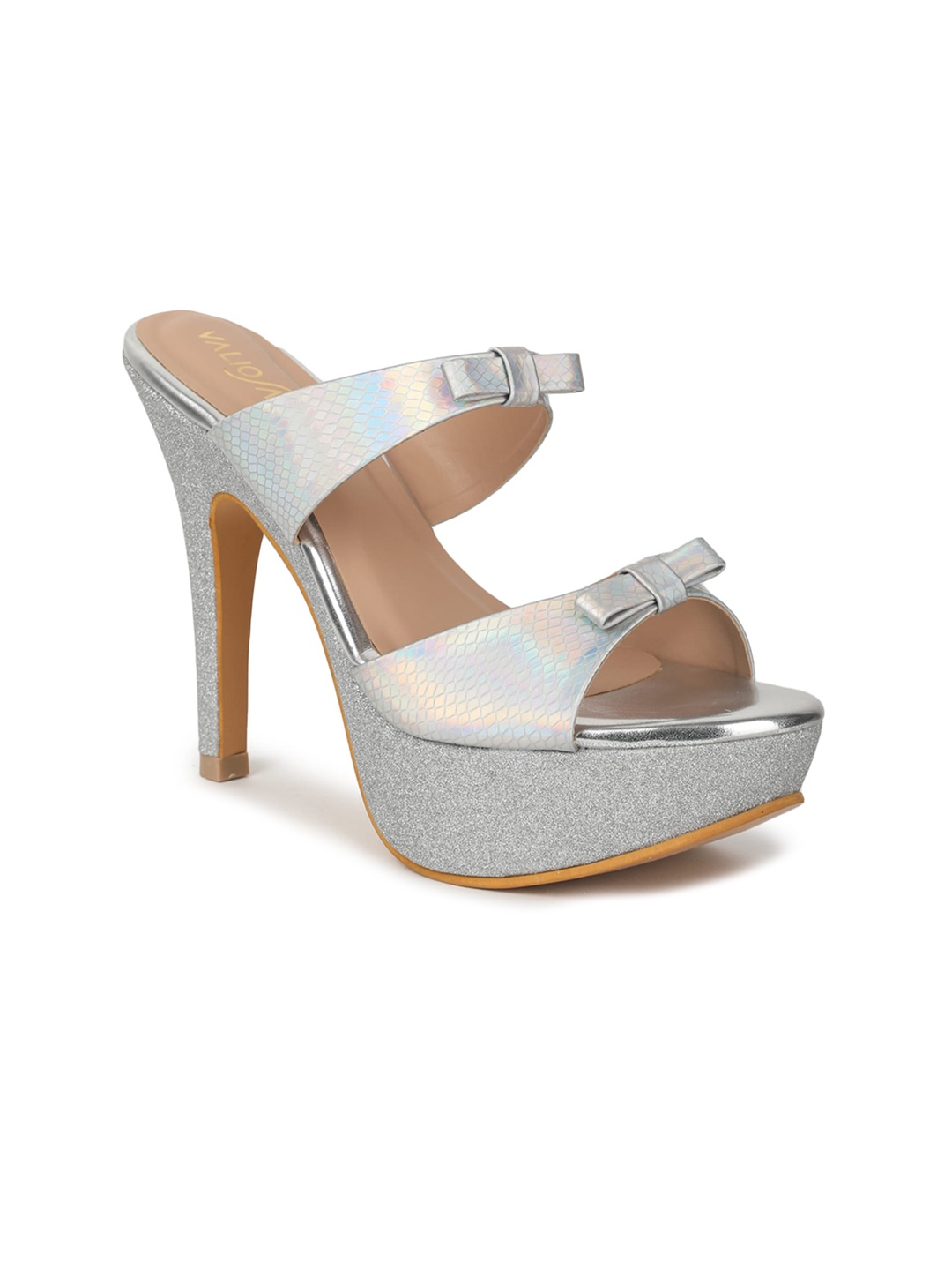 

VALIOSAA Textured Bow Embellished Platform Heels, Silver