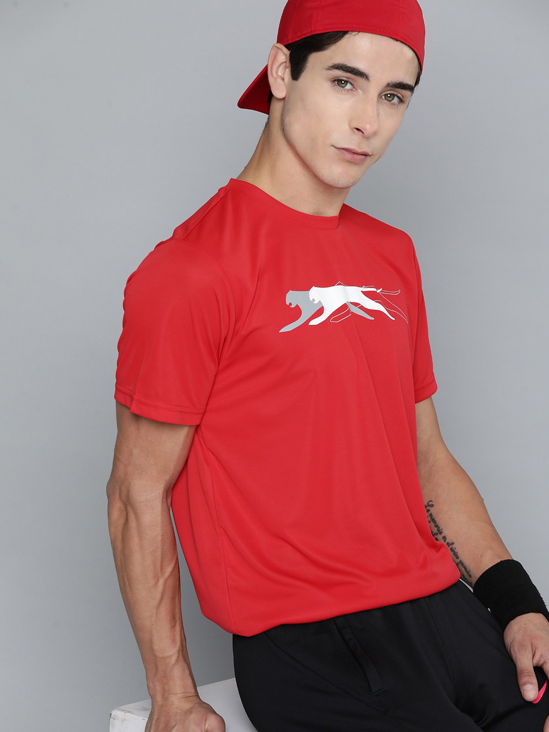 

Slazenger Brand Logo Printed Running Ultra-Dry T-shirt, Red