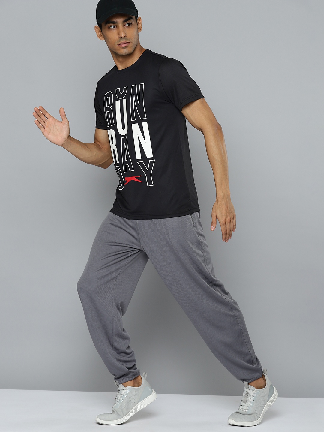 

Slazenger Printed Ultra-Dry Running T-shirt, Black