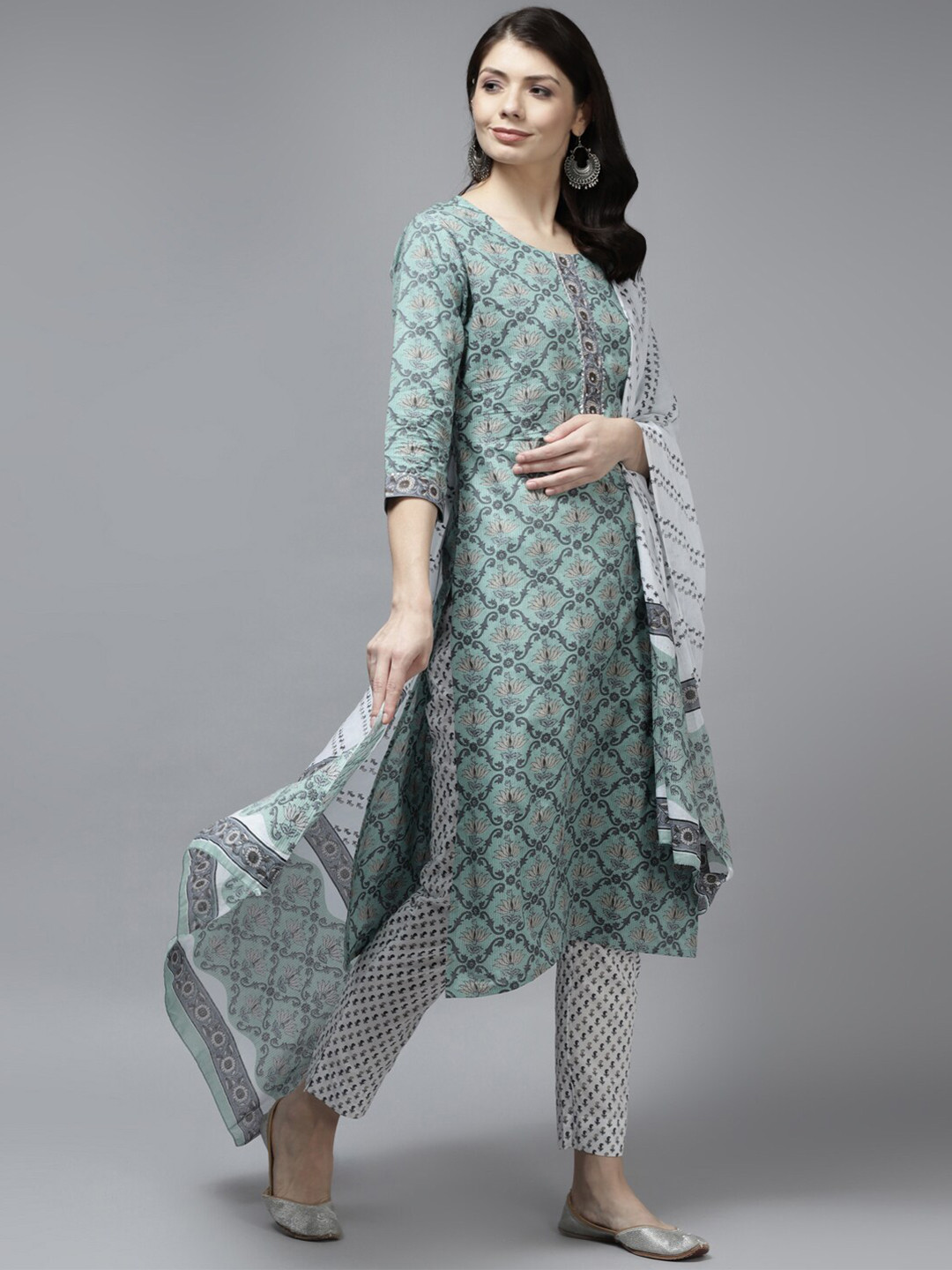 

Yufta Women Green Floral Printed Pure Cotton Kurta with Trousers & Dupatta
