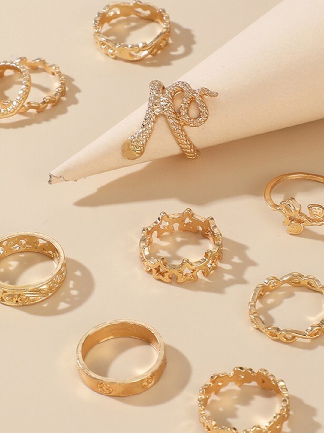 

THESTO Set Of 10 Brass-Plated Finger Ring, Gold