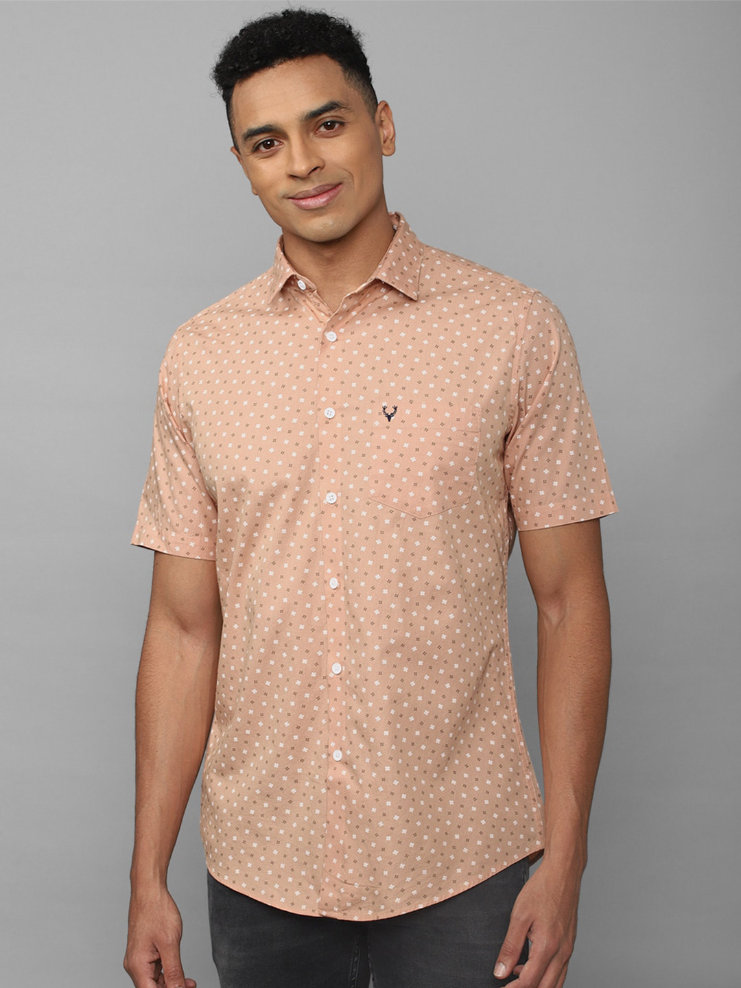

Allen Solly Slim Fit Printed Casual Pure Cotton Shirt, Peach