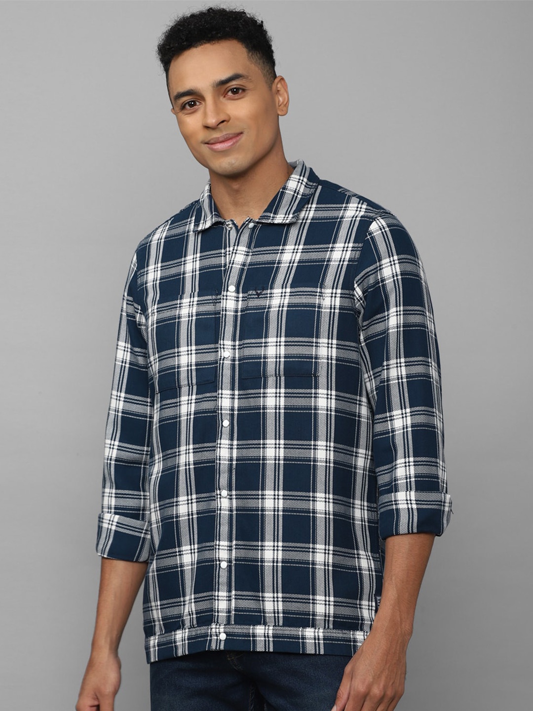 

Allen Solly Sport Men Tartan Checked Cotton Casual Shirt, Navy blue