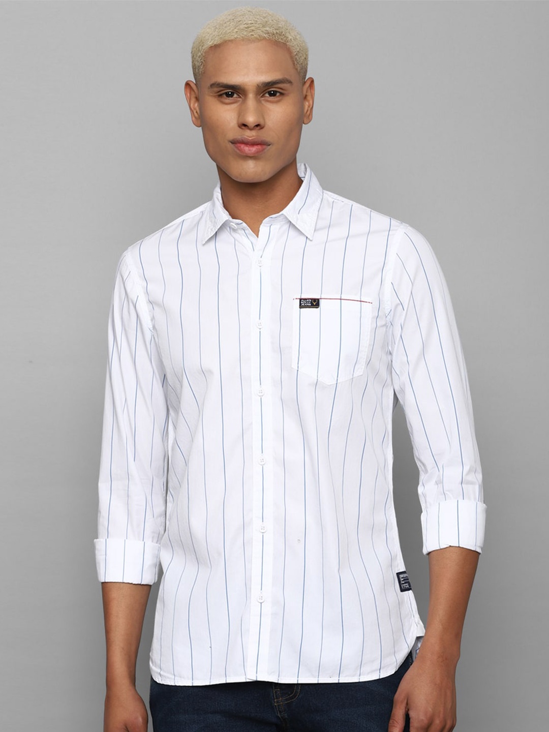 

Allen Solly Sport Men Vertical Striped Casual Pure Cotton Shirt, White