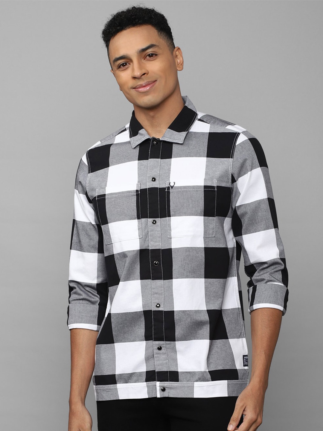 

Allen Solly Sport Men Gingham Checked Cotton Casual Shirt, Black