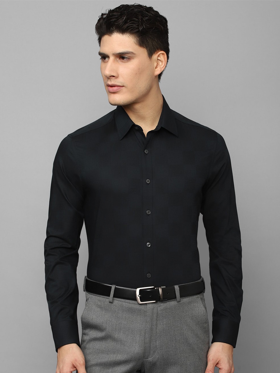 

Louis Philippe Permapress Men Micro Checked Wrinkle Free Formal Shirt, Black