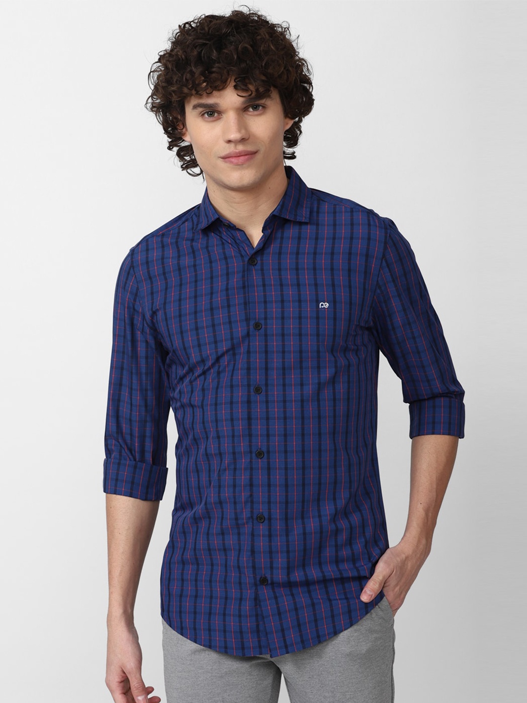 

Peter England Men Checked Slim Fit Casual Shirt, Blue