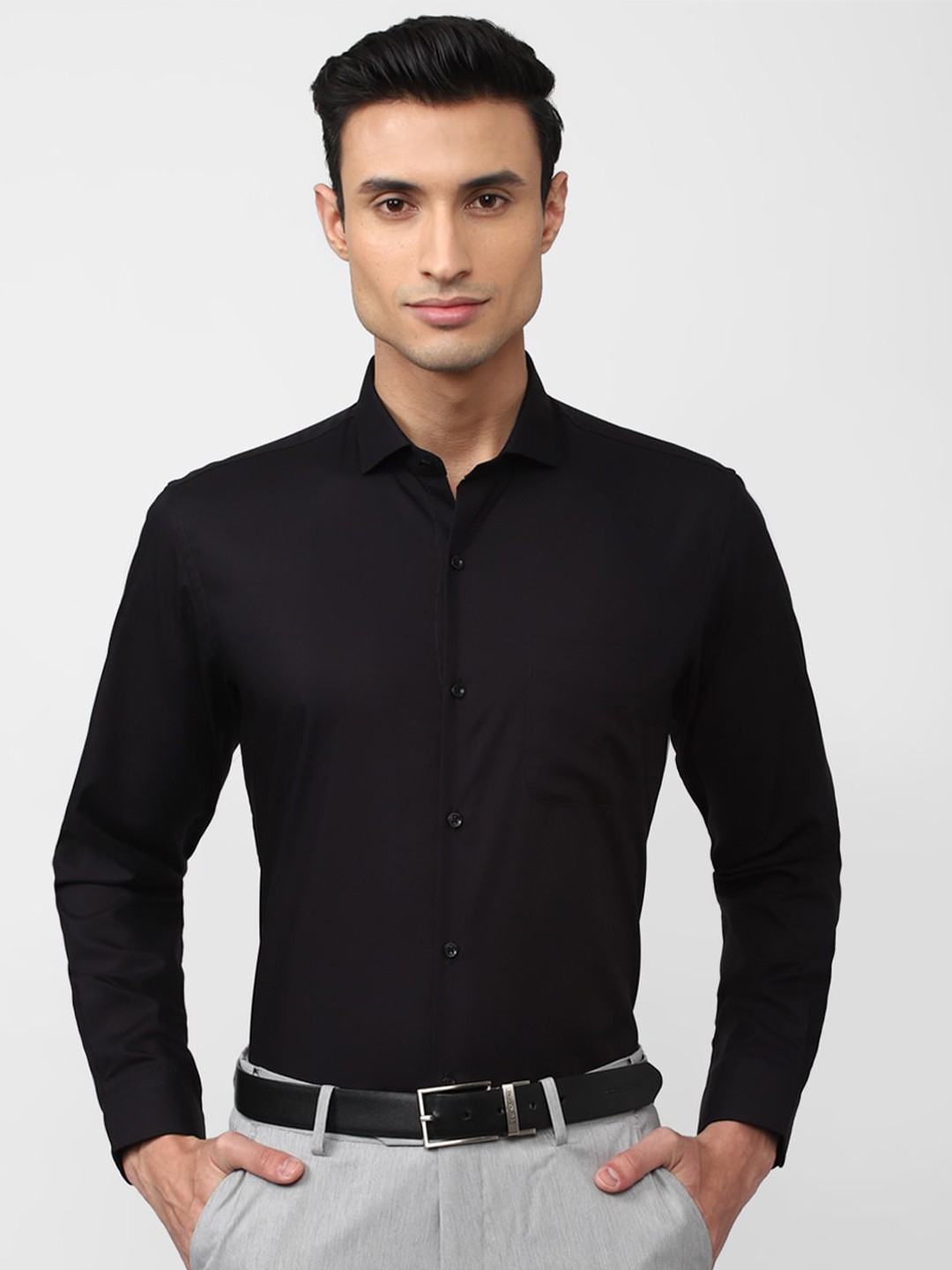 

Peter England Men Pure Cotton Formal Shirt, Black