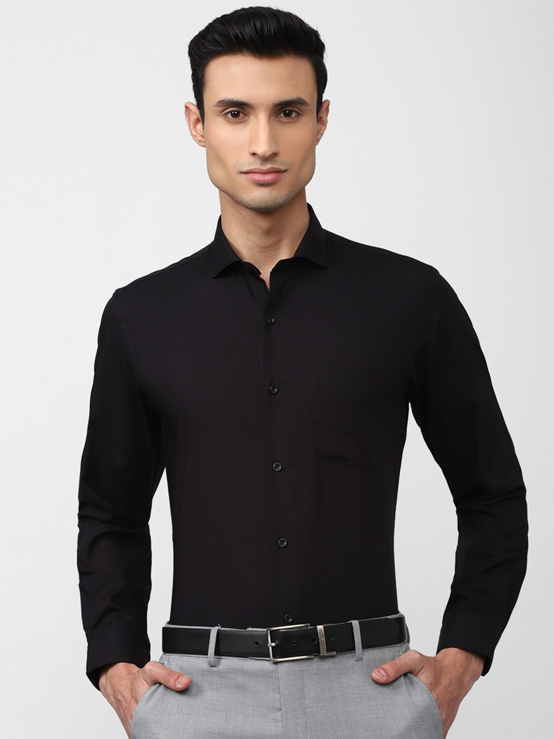 

Peter England Men Pure Cotton Slim Fit Formal Shirt, Black