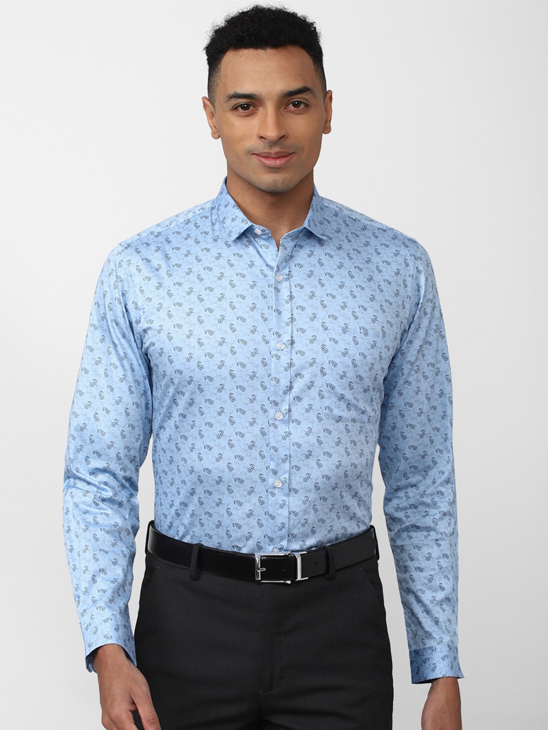 Peter England Men Printed Cotton Slim Fit Formal Shirt, Blue