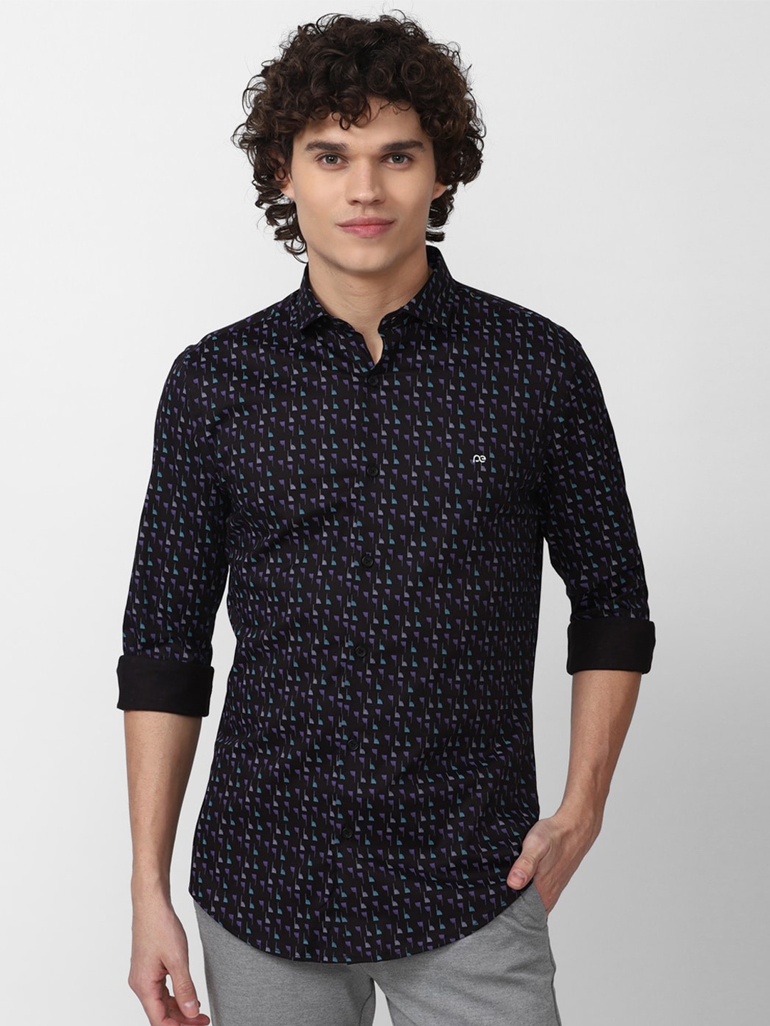 

Peter England Men Slim Fit Printed Casual Cotton Shirt, Black