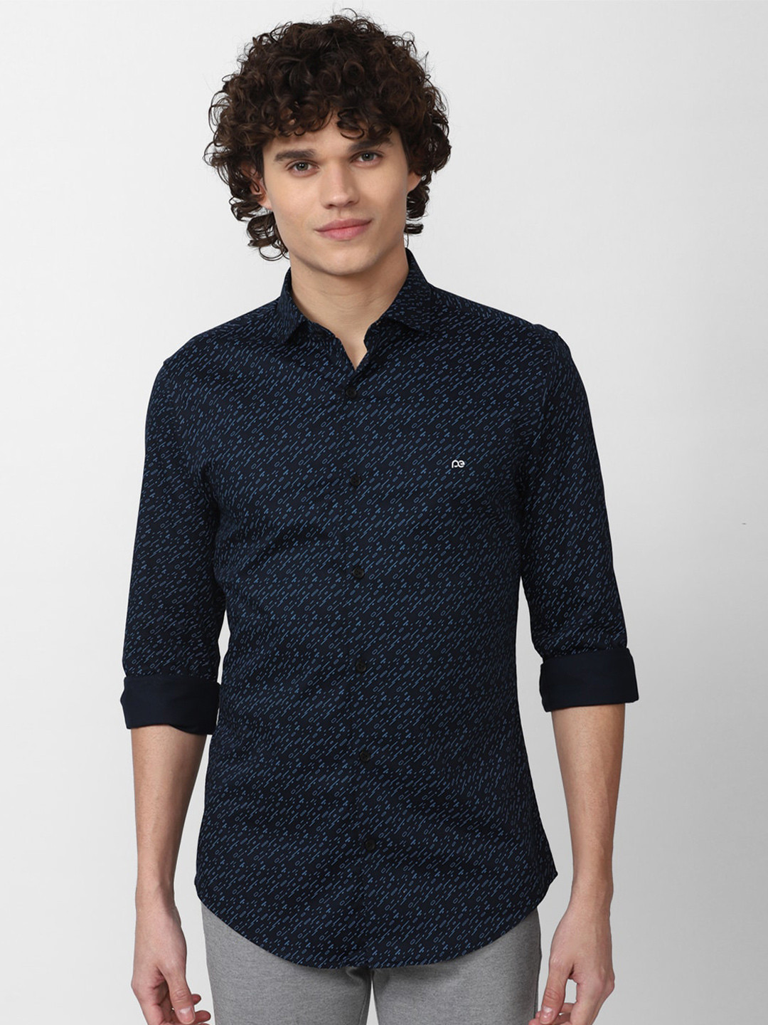 

Peter England Men Slim Fit Printed Casual Shirt, Navy blue