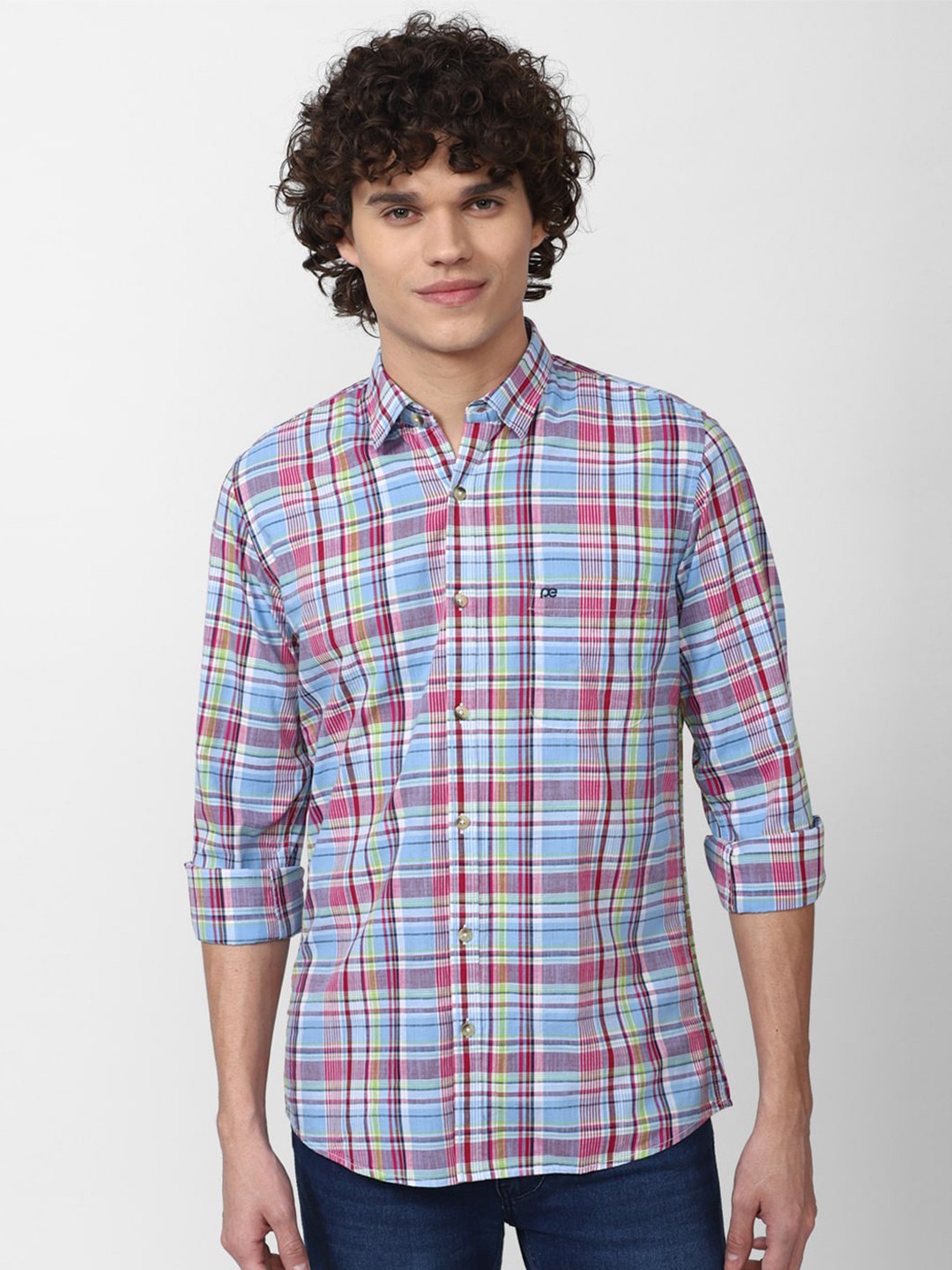 

Peter England Casuals Men Slim Fit Tartan Checks Pure Cotton Casual Shirt, Blue