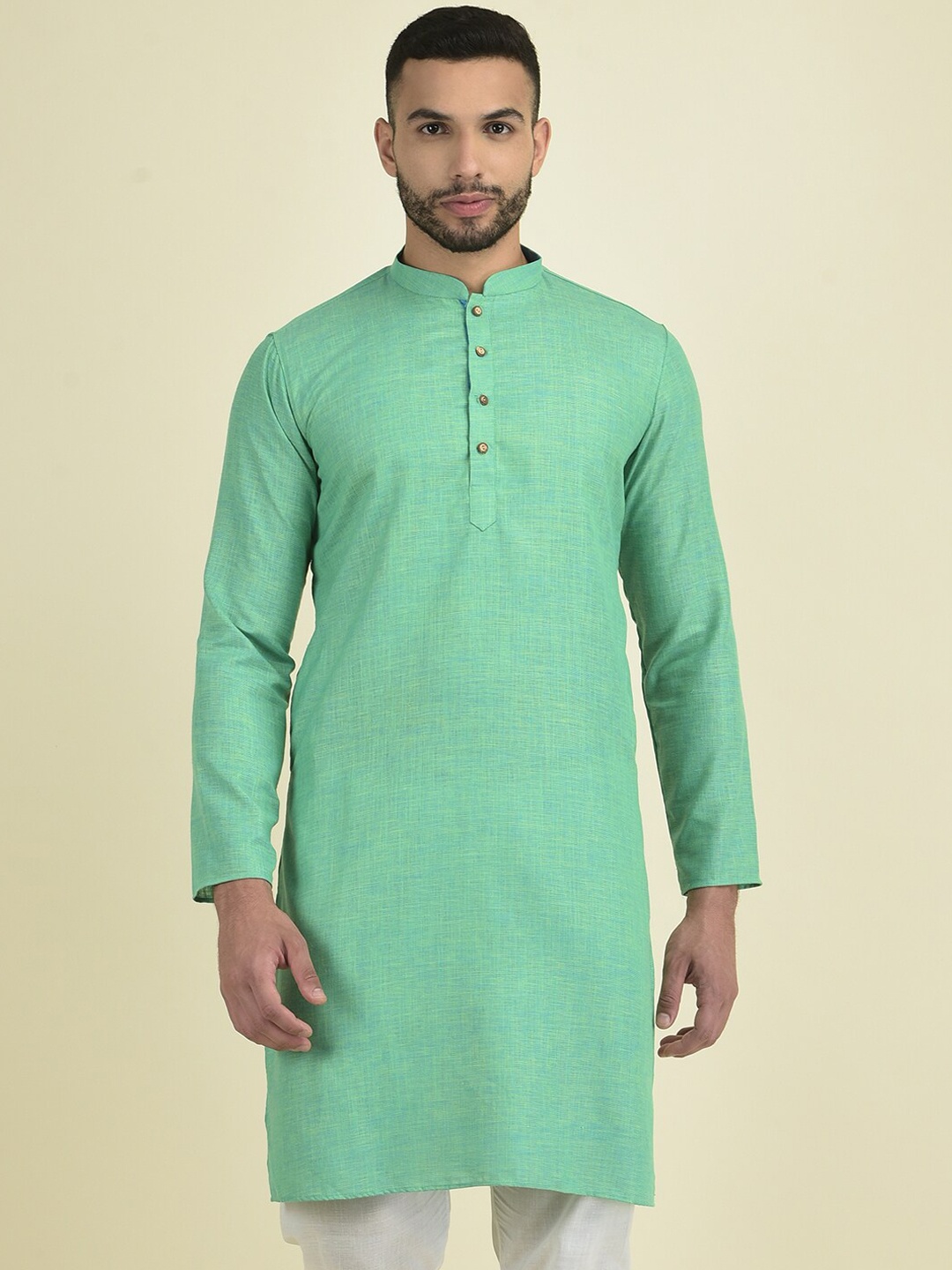 

Anouk Men Woven design Mandarin collar Kurta with Pyjamas, Green