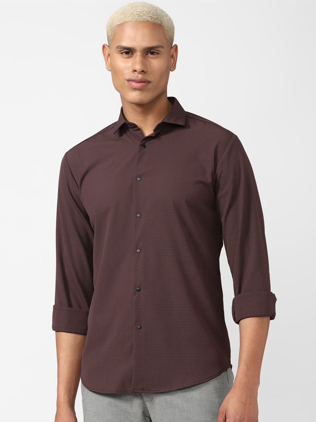 

V Dot Men Slim Fit Casual Shirt, Brown
