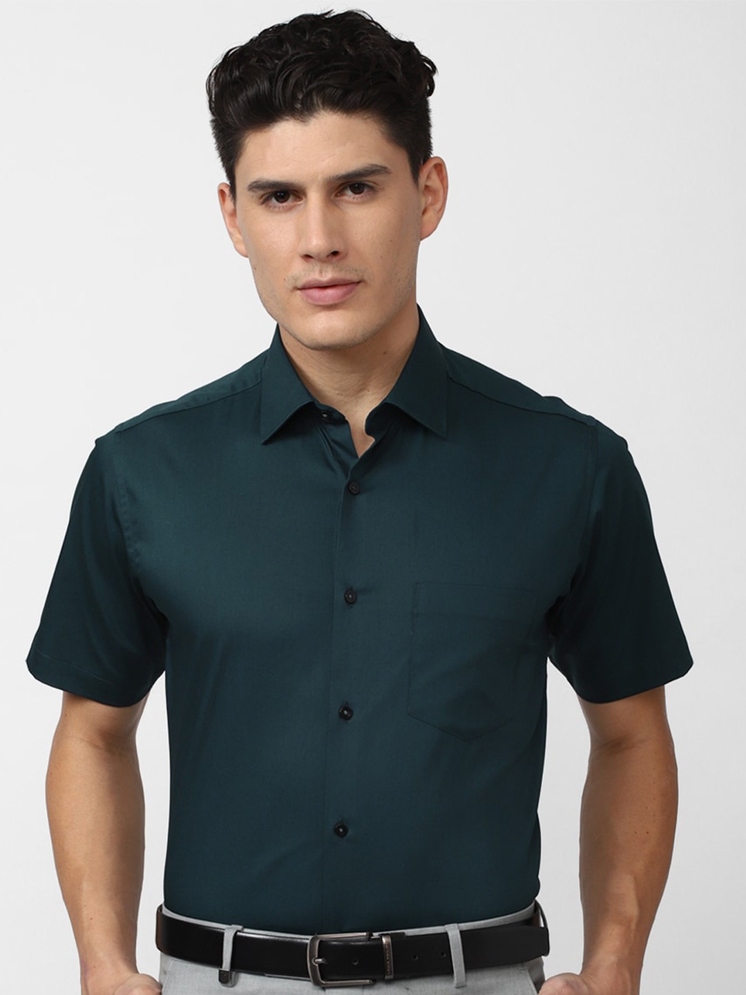

Van Heusen Men Regular Fit Formal Shirt, Green
