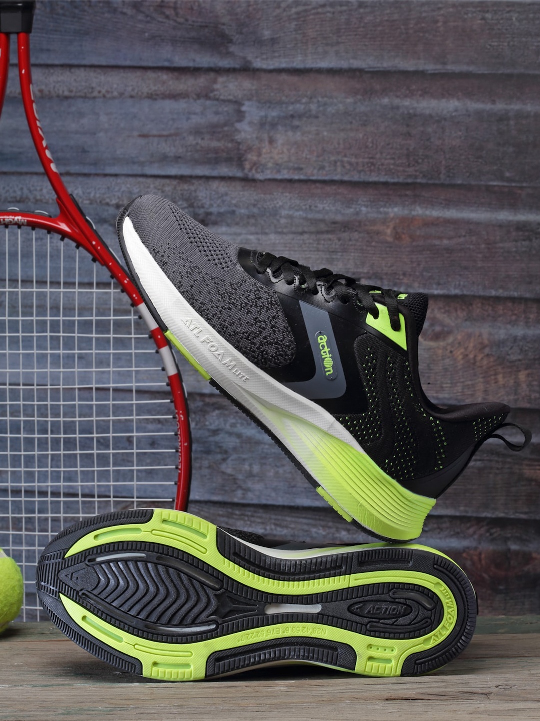 

Action Men Lightweight Running Non-Marking Shoes, Black