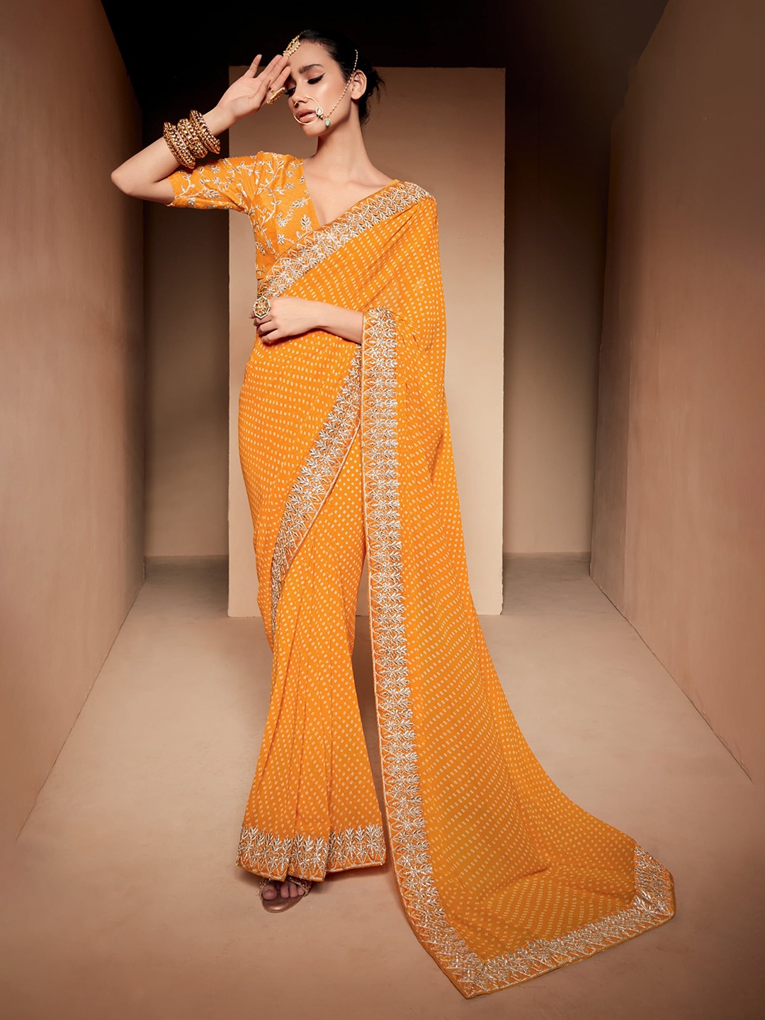 

elora Bandhani Printed Saree, Orange