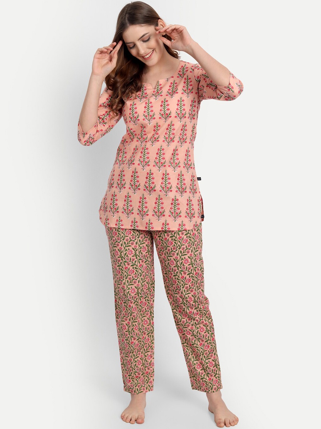 

githaan Women Ethnic Motifs Printed Pure Cotton Night Suit, Peach
