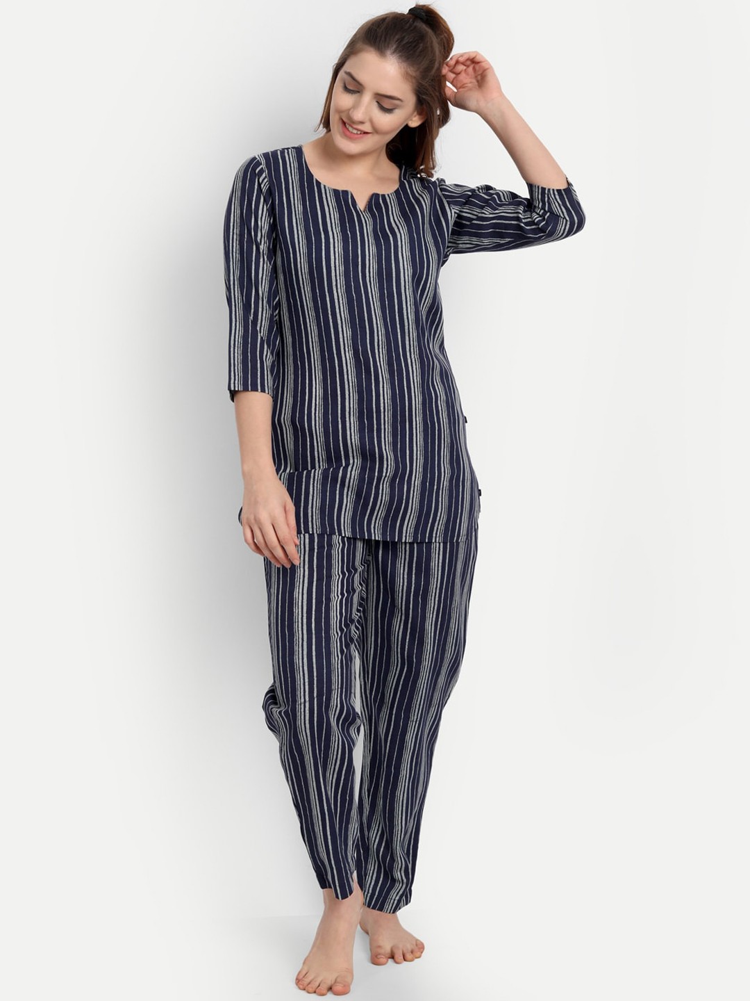 

githaan Women Striped Night Suit, Navy blue