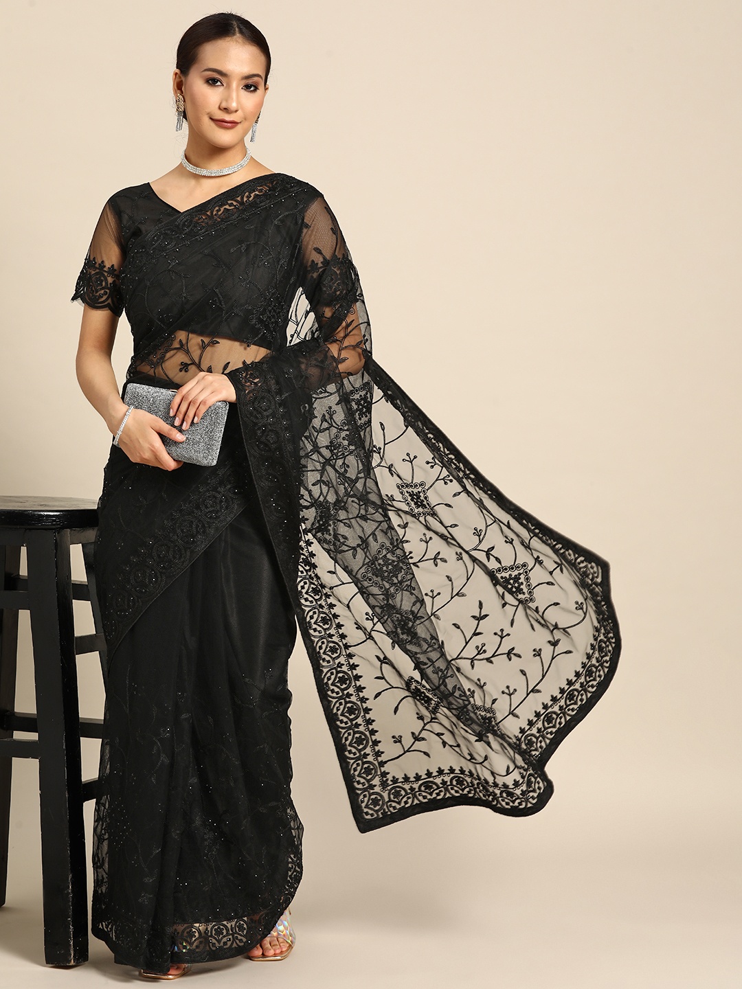 

SERONA FABRICS Woven Design Embroidered Net Saree, Black
