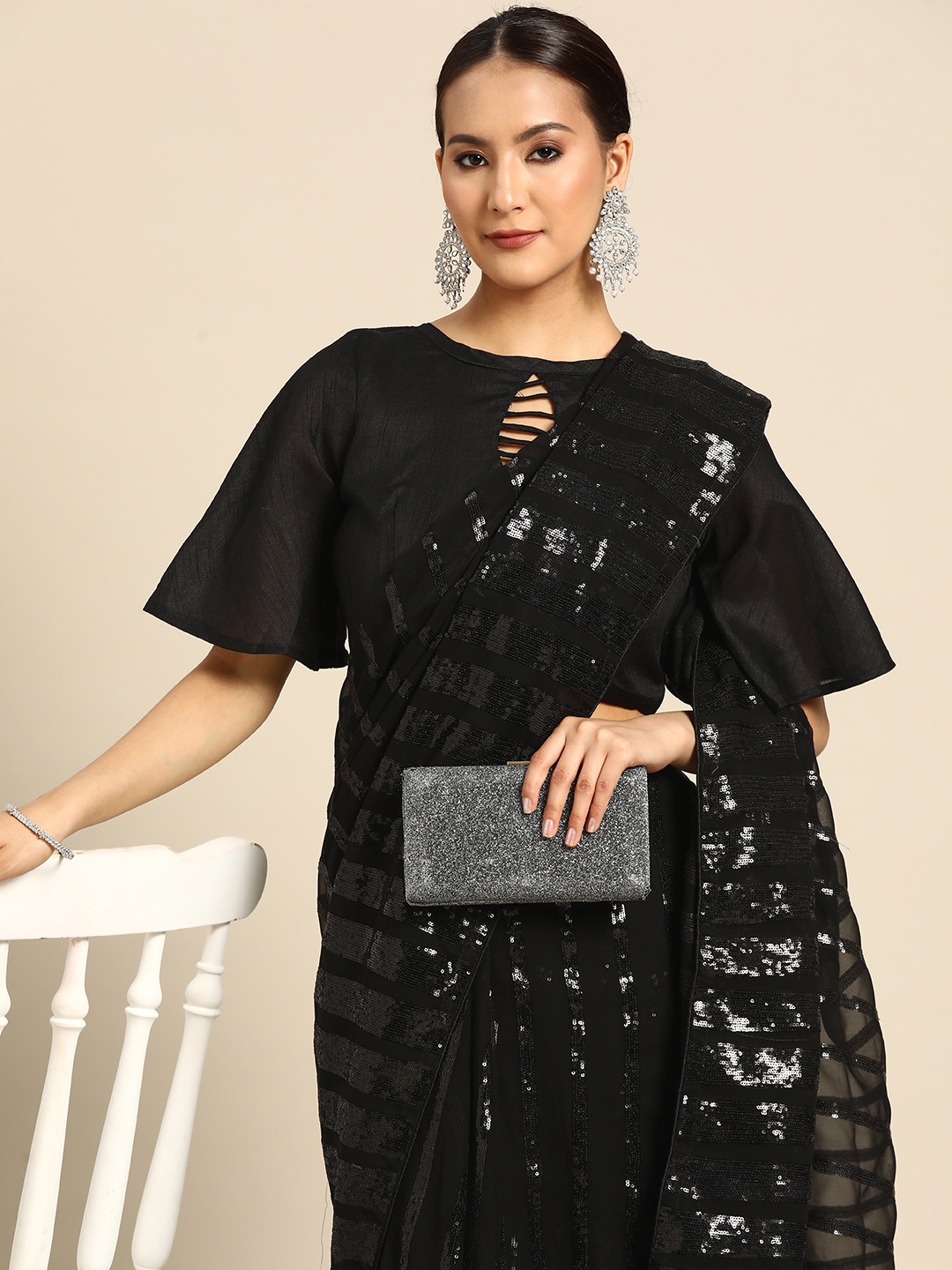 

SERONA FABRICS Embellished Sequinned Pure Georgette Saree, Black
