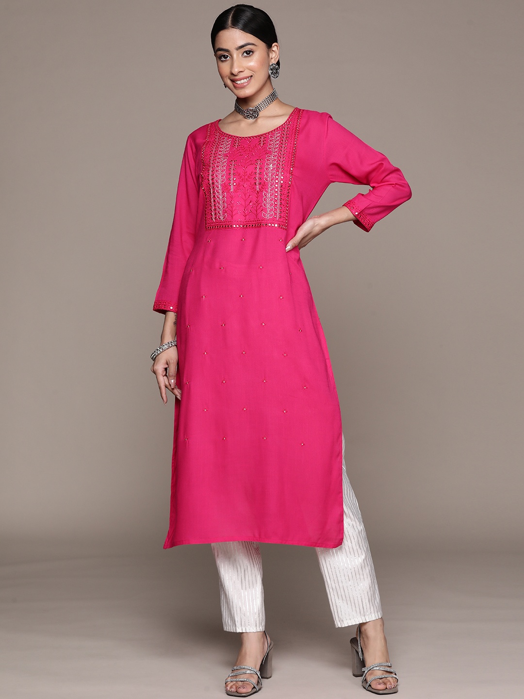 

Ishin Women Magenta Floral Yoke Design Mirror Work Kurta