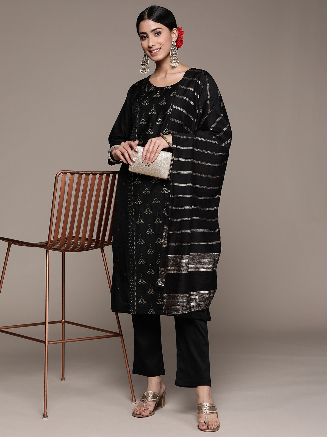 

Ishin Ethnic Motifs Embroidered Sequinned Kurta with Trousers & Dupatta, Black