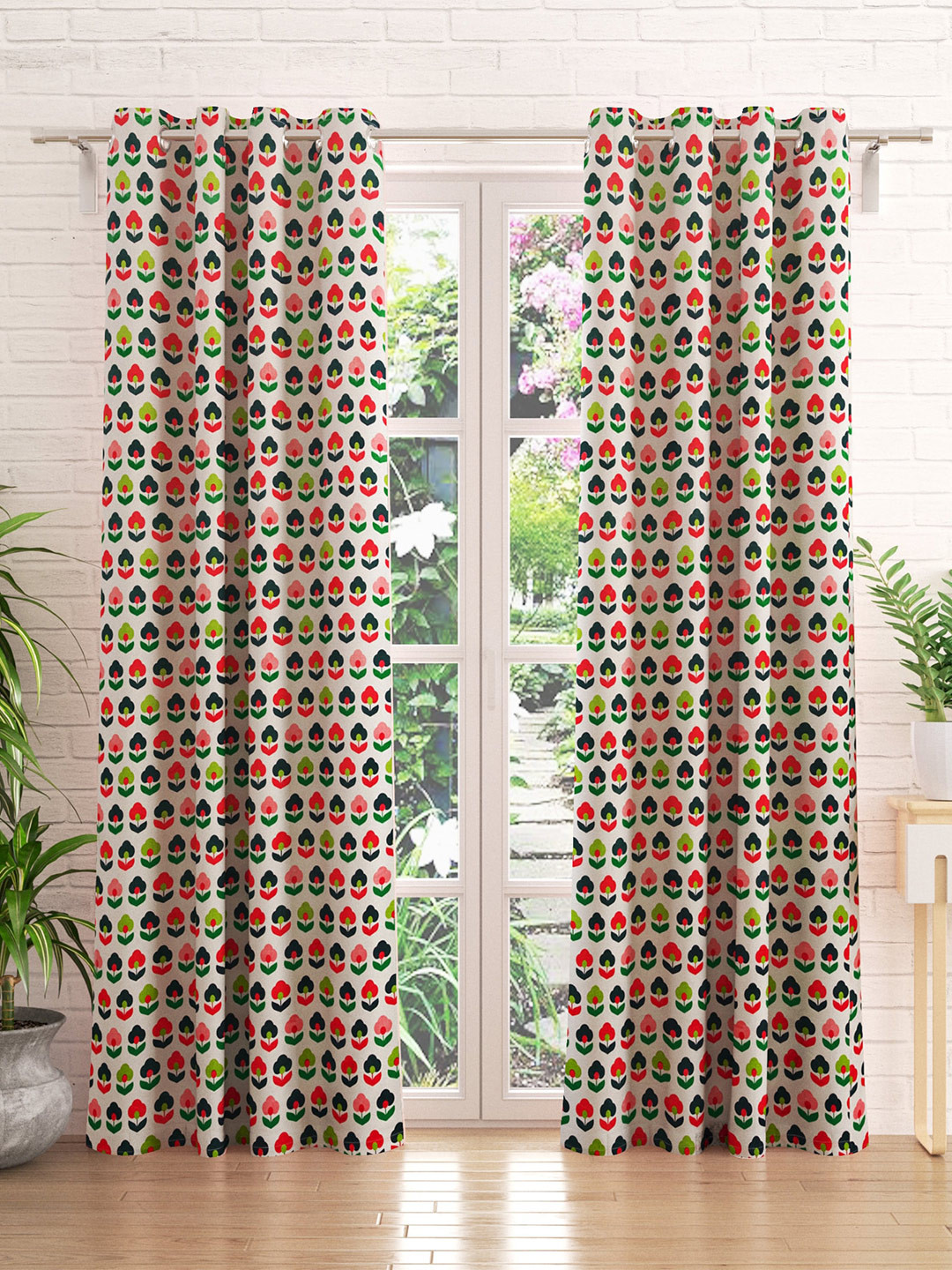 

Home Centre White & Green Set of 2 Floral Black Out Door