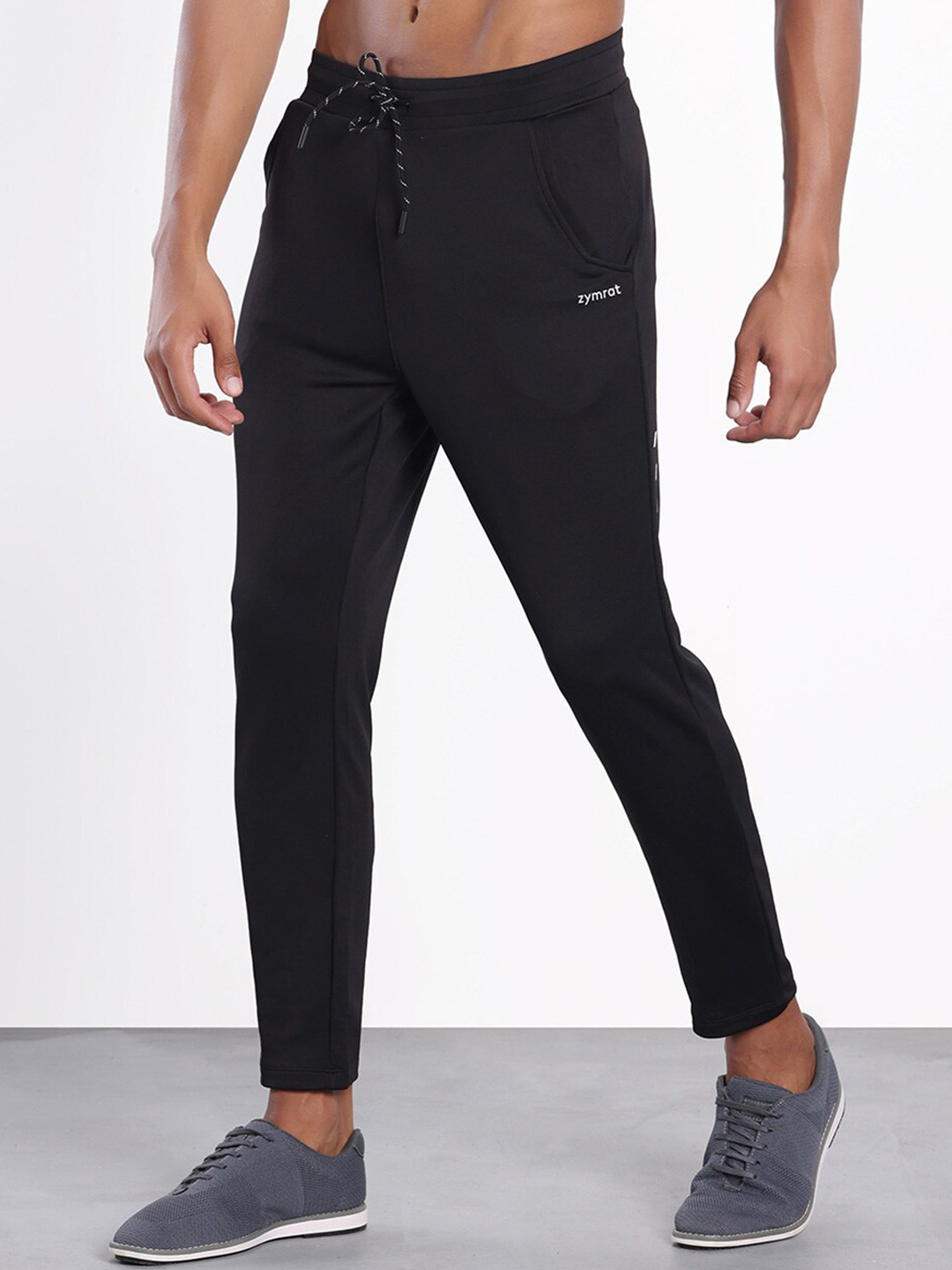 

Zymrat Men Logo Printed Detail Jogger, Black