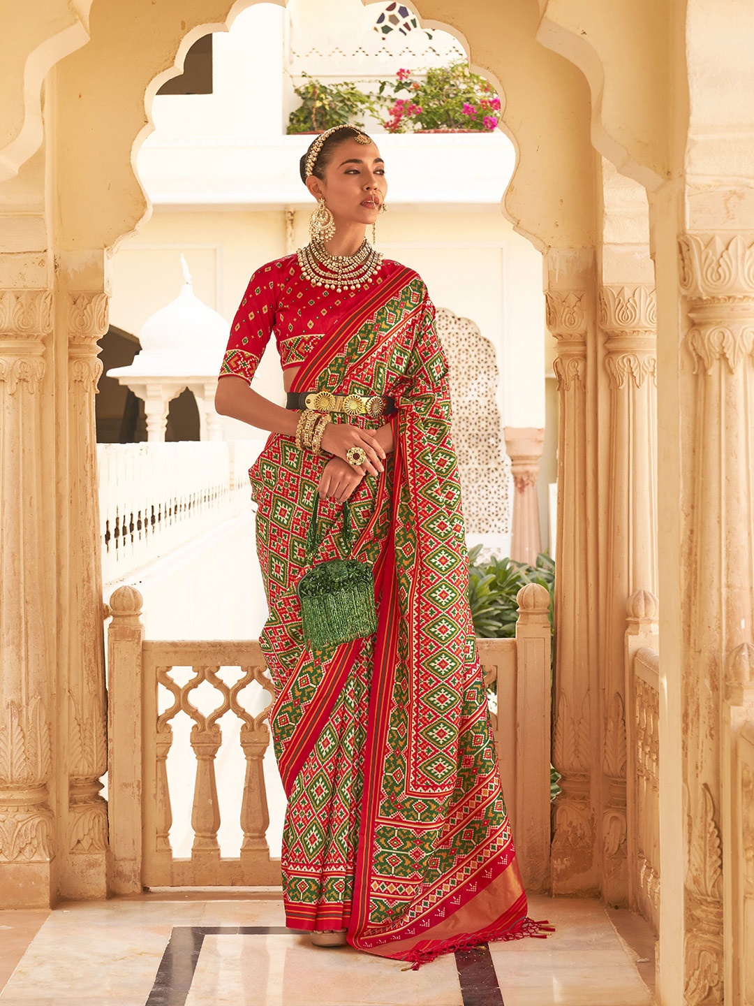 

elora Ethnic Motifs Pure Silk Patola Saree, Green