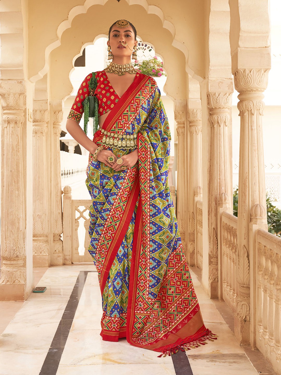 

elora Ethnic Motifs Pure Silk Patola Saree, Blue