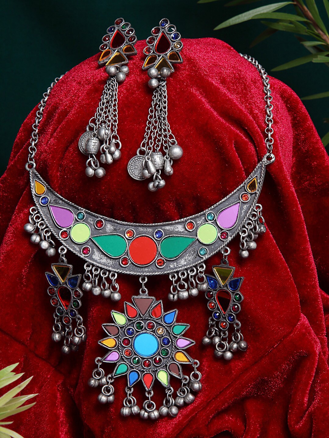 

Moedbuille Silver-Plated Oxidised & Crystal Studded Afghan Design Jewellery Set