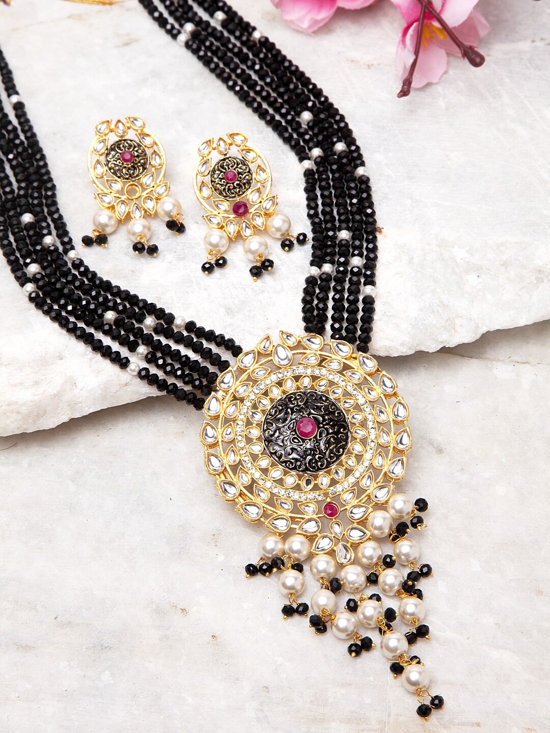 

Moedbuille Gold-Plated Kundan Studded & Beaded Jewellery Set, Black