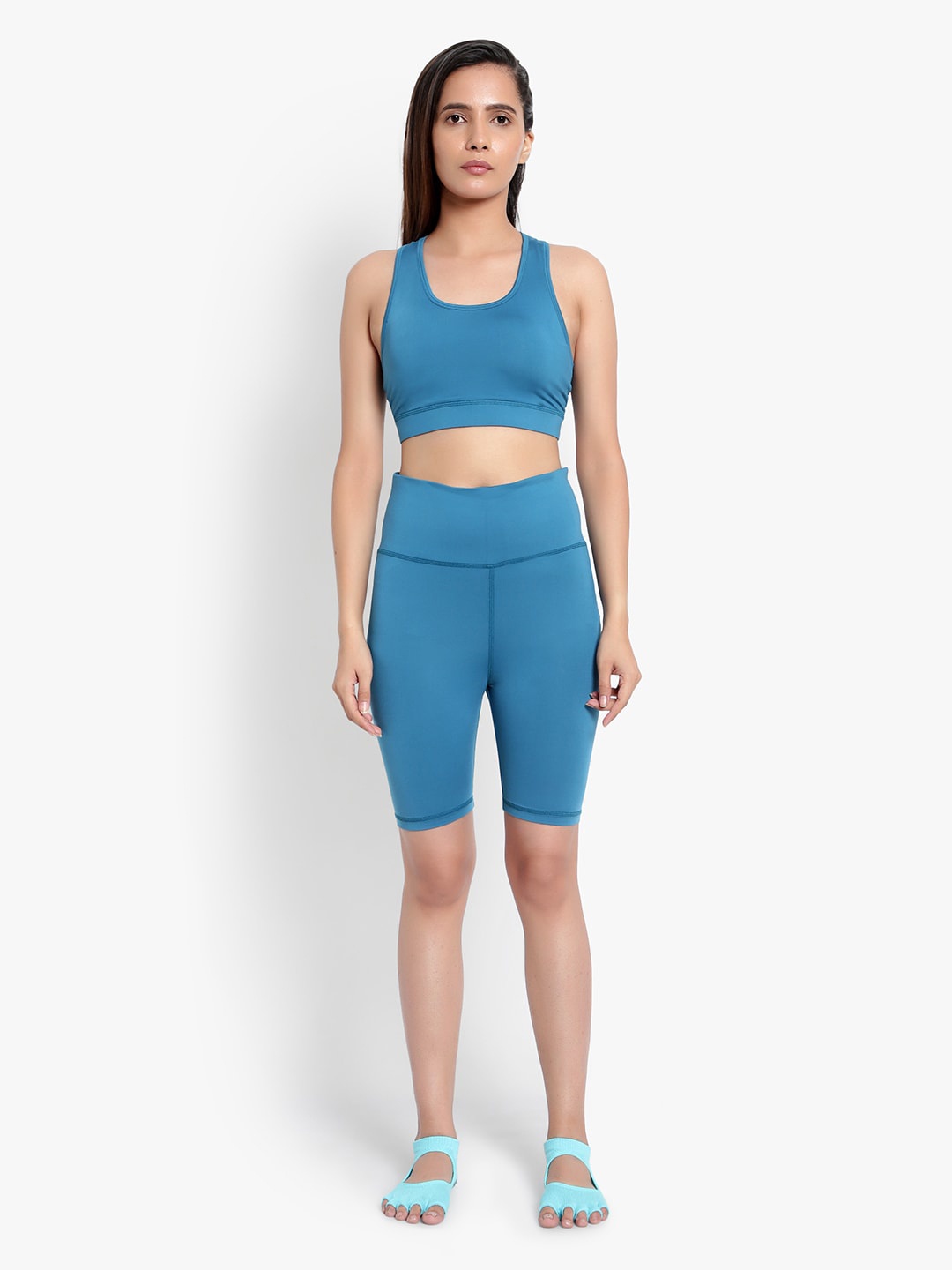

Wearjukebox Women Sports Bra with Shorts Set, Blue