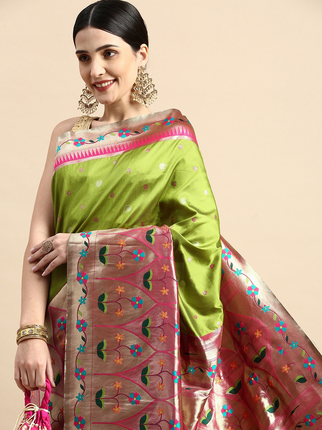 

VASTRANAND Ethnic Motifs Zari Banarasi Saree, Green
