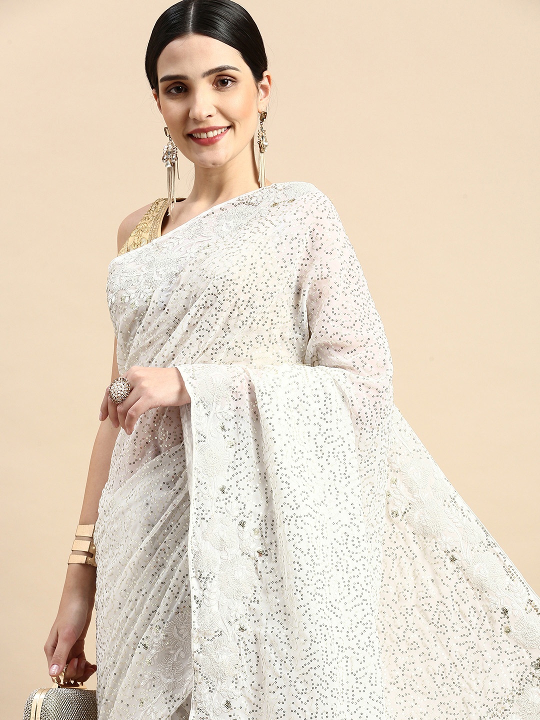 

VASTRANAND Embellished Sequinned Heavy Work Saree, White