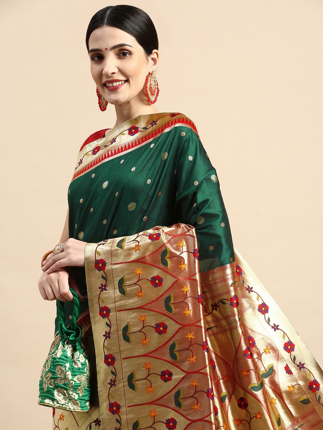 

VASTRANAND Ethnic Motifs Zari Banarasi Saree, Green