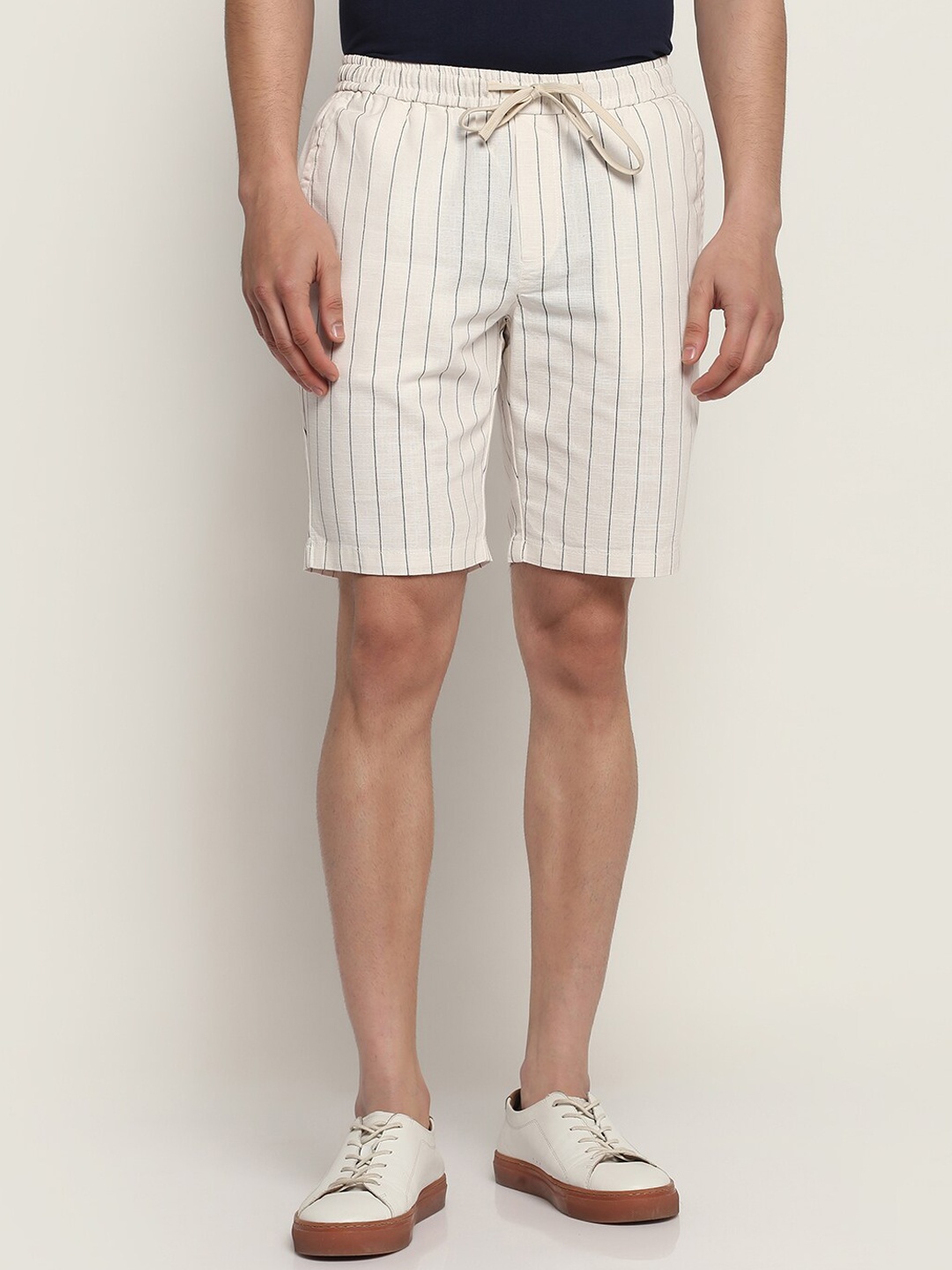 

Blackberrys Men Striped Slim Fit Shorts, Beige