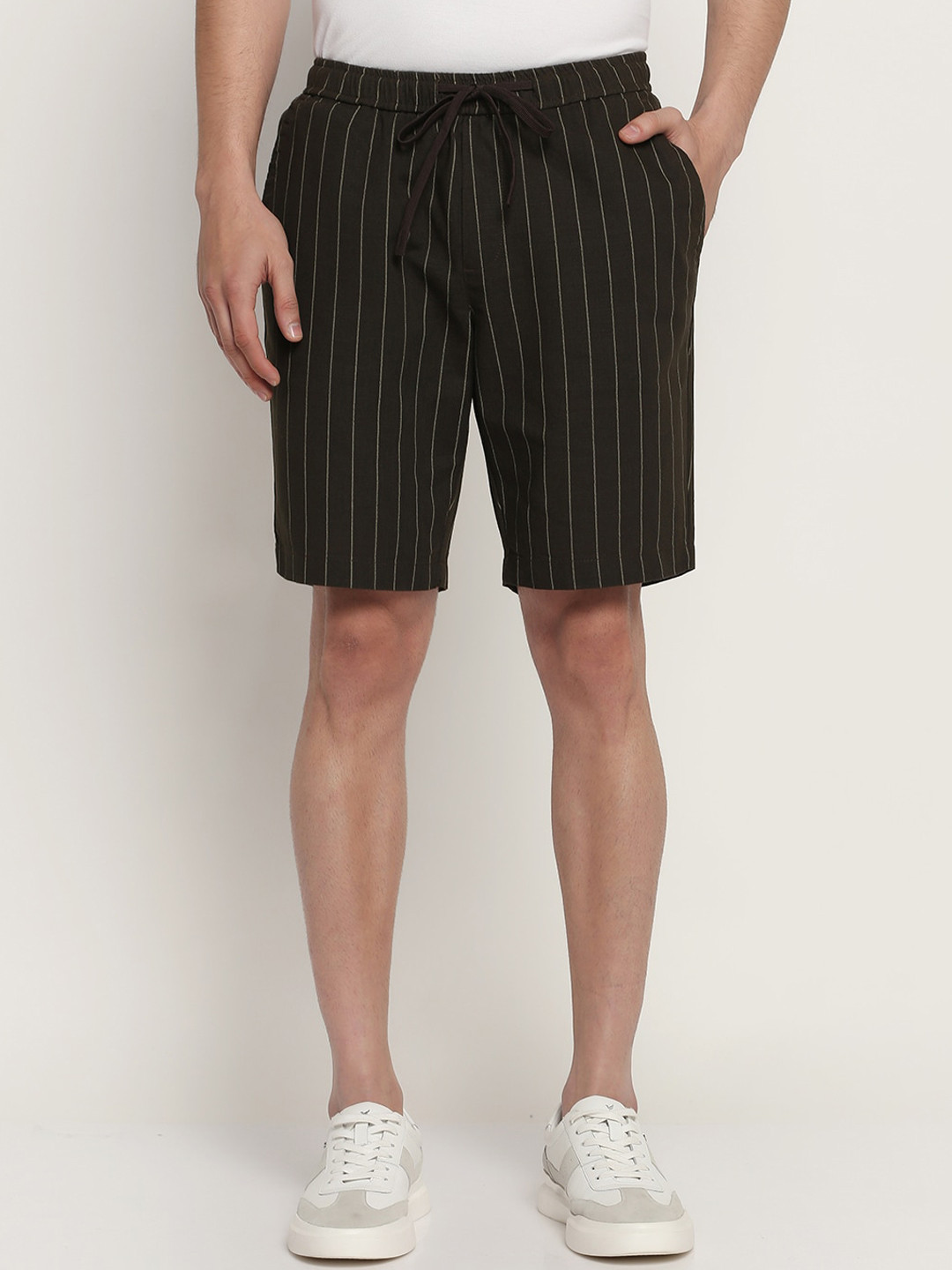 

Blackberrys Men Mid-Rise Striped Slim Fit Shorts, Olive