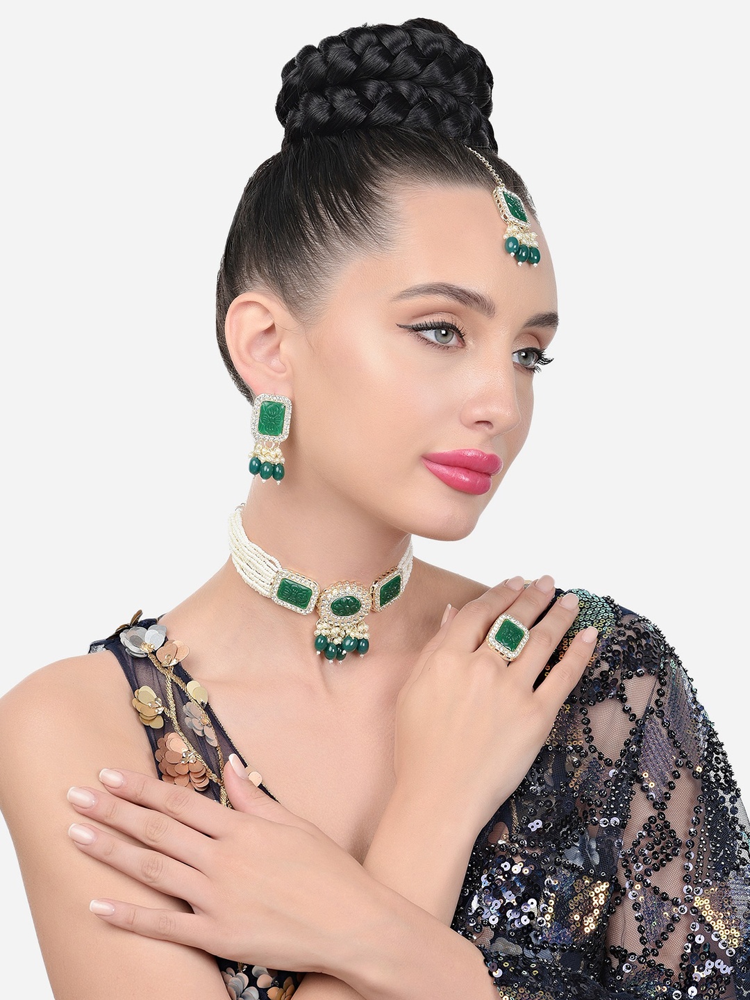 

Zaveri Pearls Gold-Plated Stone & Beads-Studded Layered Jewellery Set, Green