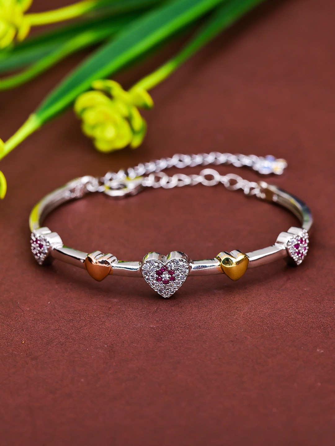 

Pissara by Sukkhi Women 925 Sterling Silver Cubic Zirconia Rhodium-Plated Charm Bracelet