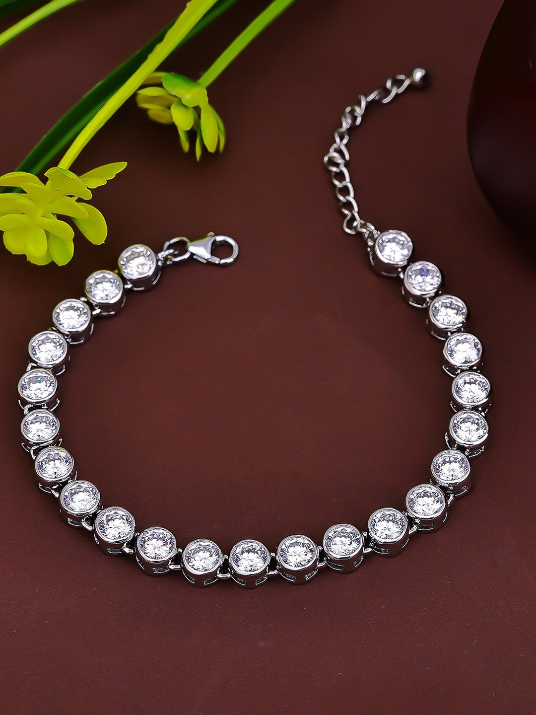

Pissara by Sukkhi Women 925 Sterling Silver Cubic Zirconia Silver-Plated Charm Bracelet