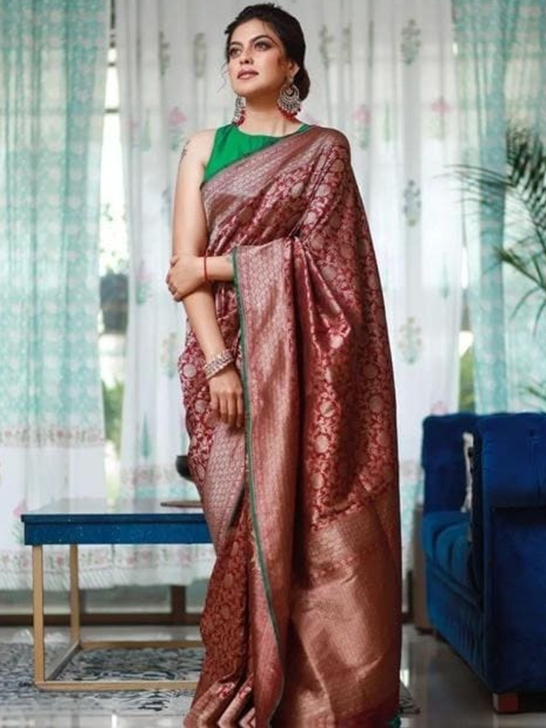 

ORUS Floral Motif Woven Design Zari Kanjeevaram Saree, Maroon