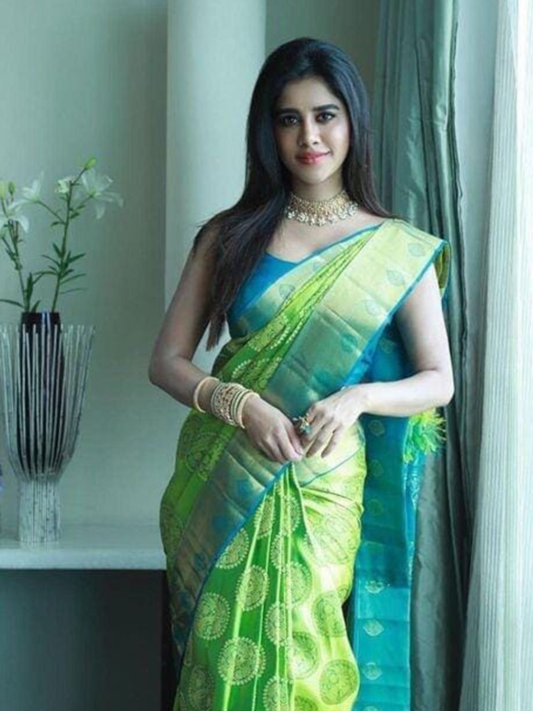 

ORUS Ethnic Motifs Woven Design Zari Kanjeevaram Saree, Green