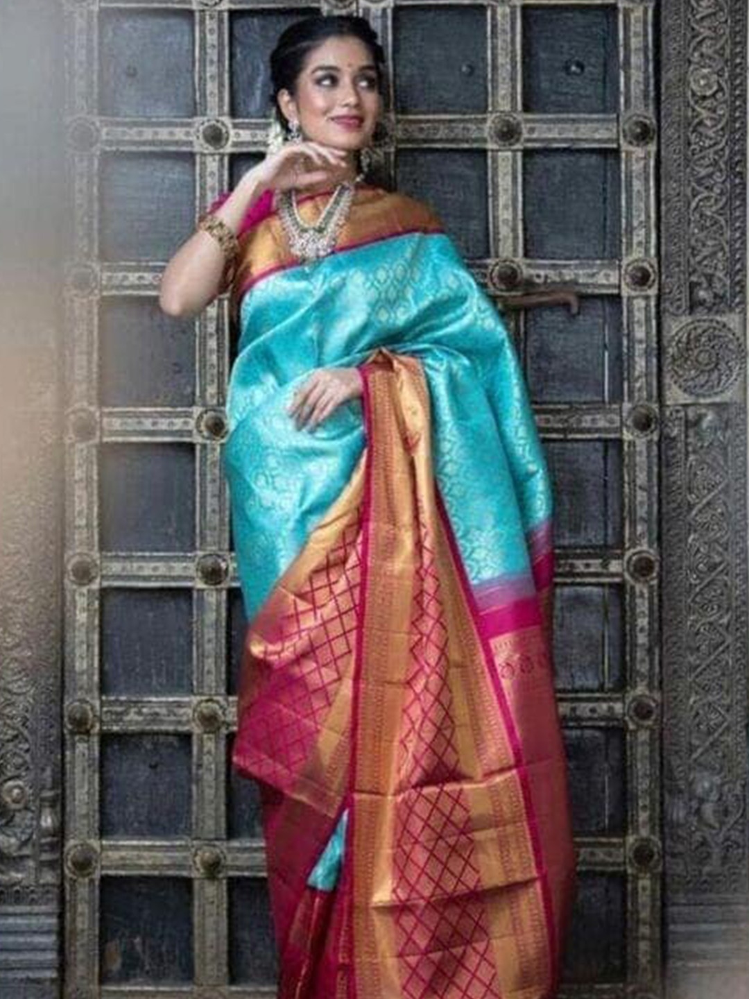 

ORUS Woven Design Zari Silk Blend Banarasi Saree, Turquoise blue