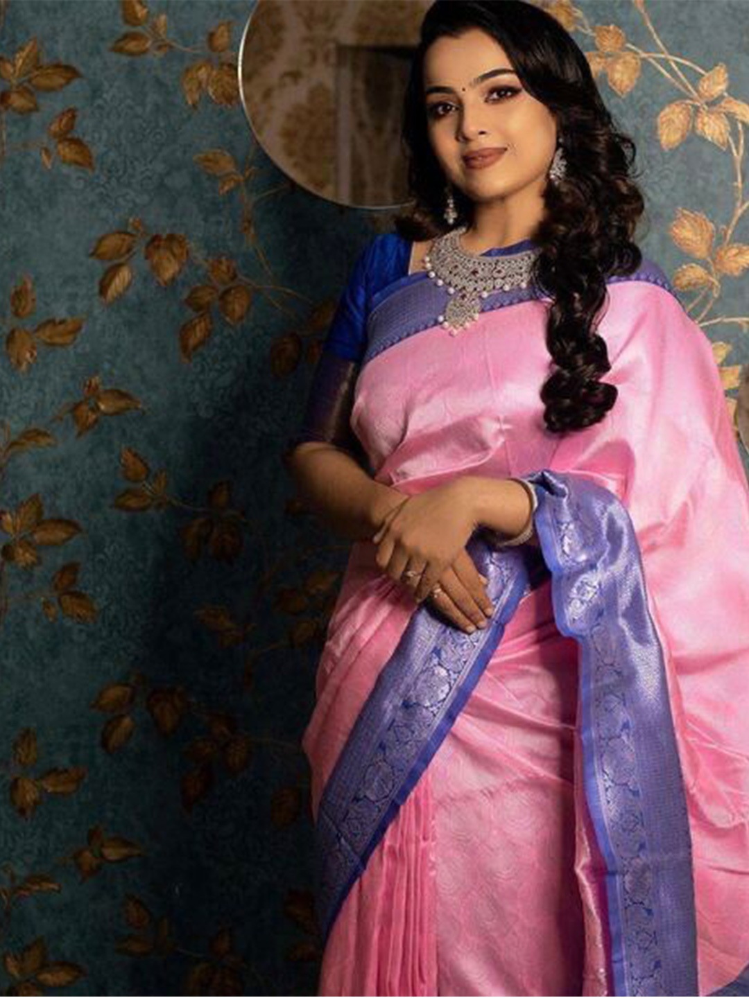 

ORUS Woven Design Zari Silk Blend Kanjeevaram Saree, Pink