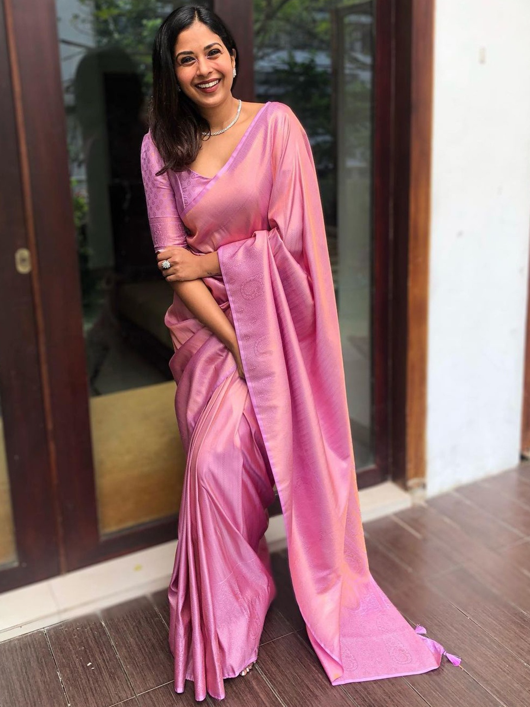 

ORUS Woven Design Zari Kanjeevaram Saree, Pink